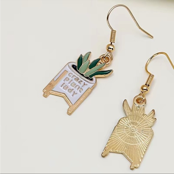 Crash Plant Lady Earrings - Picture 3 of 3